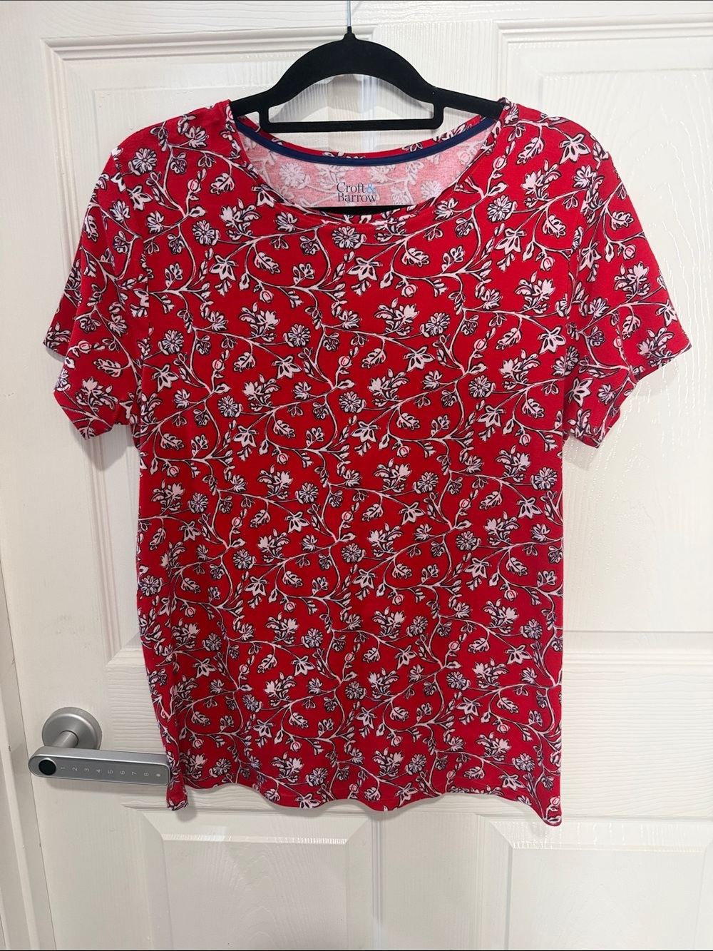 croft & barrow Red Floral Crewneck Short-Sleeve Tee